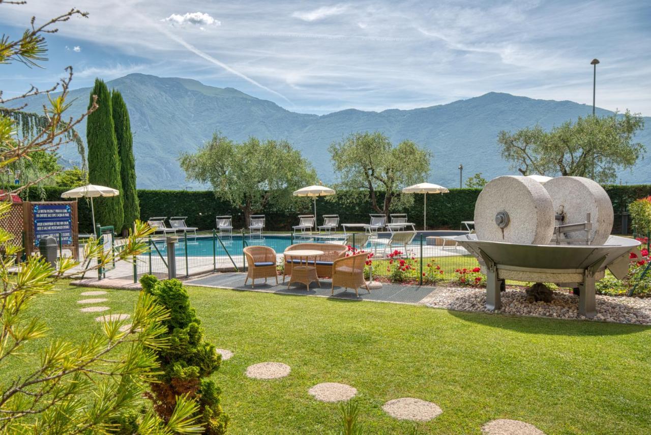 Residence Al Frantoio Arco Luaran gambar