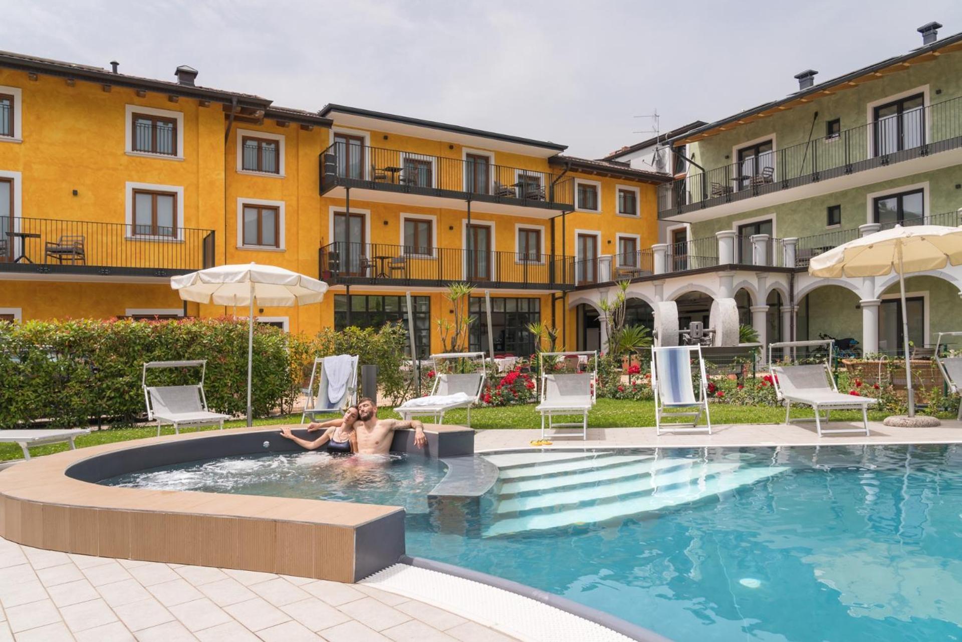 Residence Al Frantoio Arco Luaran gambar