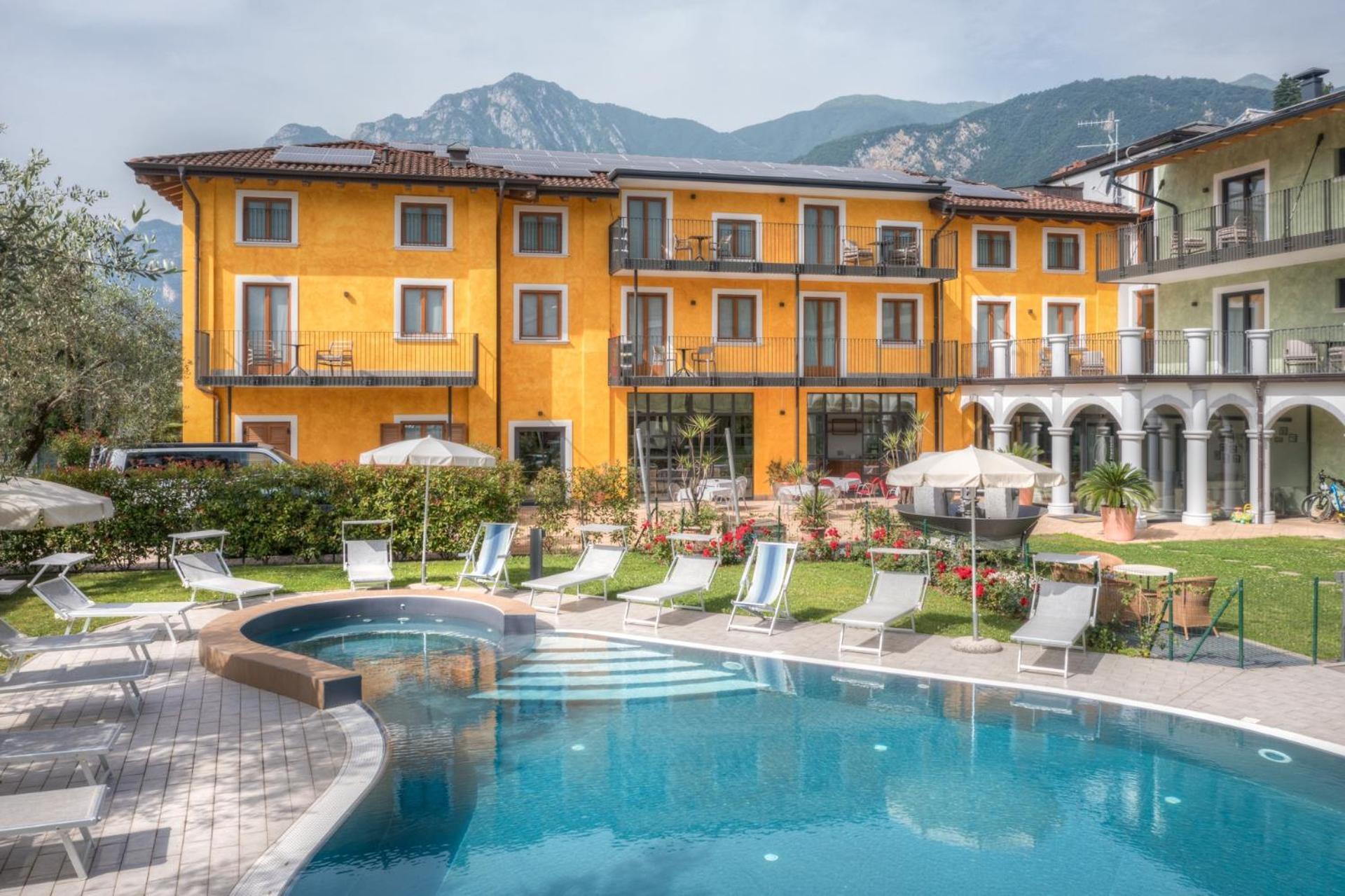 Residence Al Frantoio Arco Luaran gambar
